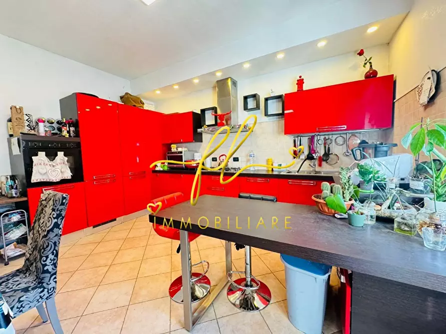 Immagine 10 di Appartamento in vendita  a Collesalvetti