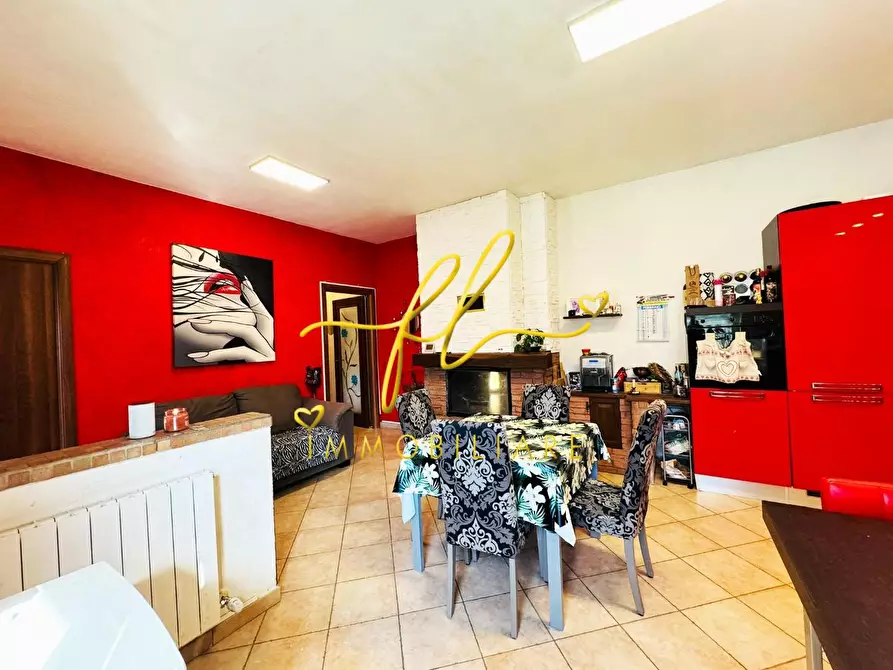 Immagine 3 di Appartamento in vendita  a Collesalvetti