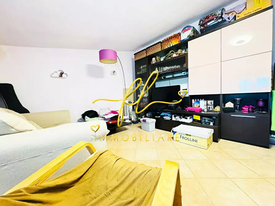 Immagine 12 di Appartamento in vendita  a Collesalvetti