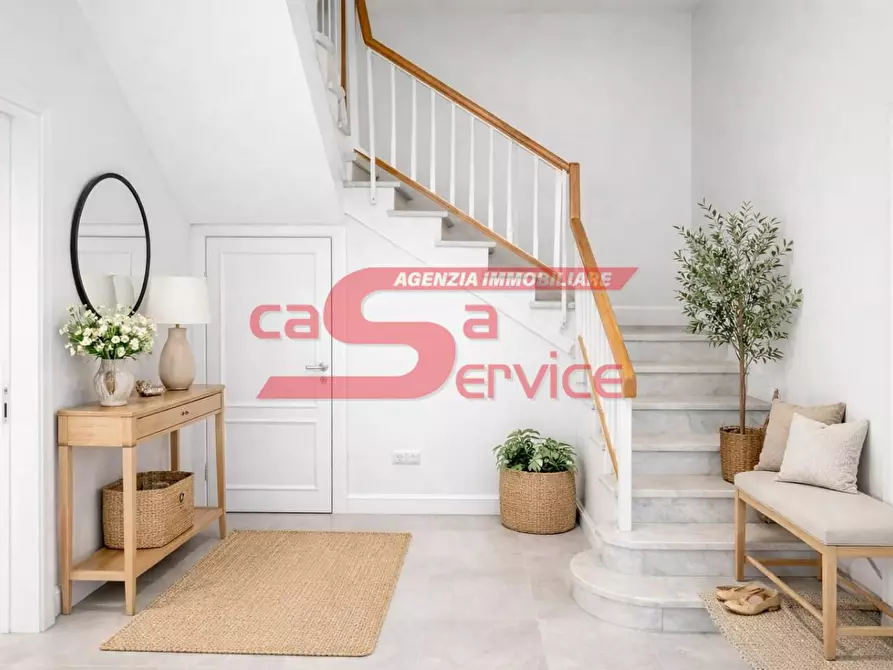 Immagine 2 di Casa indipendente in vendita  a Montecatini Terme