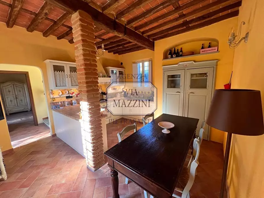 Immagine 10 di Rustico / casale in vendita  a Pietrasanta