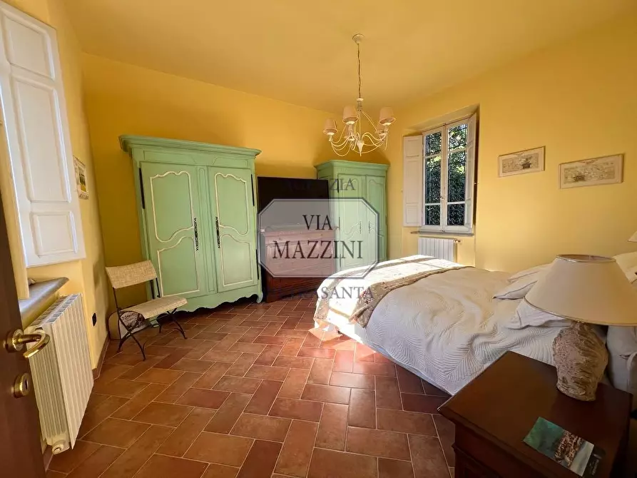Immagine 19 di Rustico / casale in vendita  a Pietrasanta