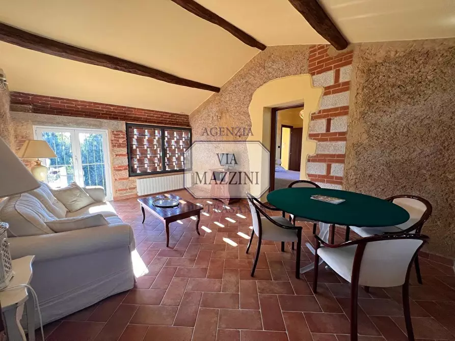 Immagine 25 di Rustico / casale in vendita  a Pietrasanta