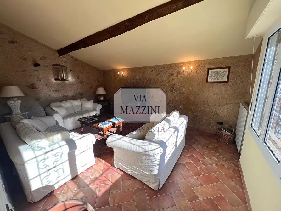 Immagine 16 di Rustico / casale in vendita  a Pietrasanta