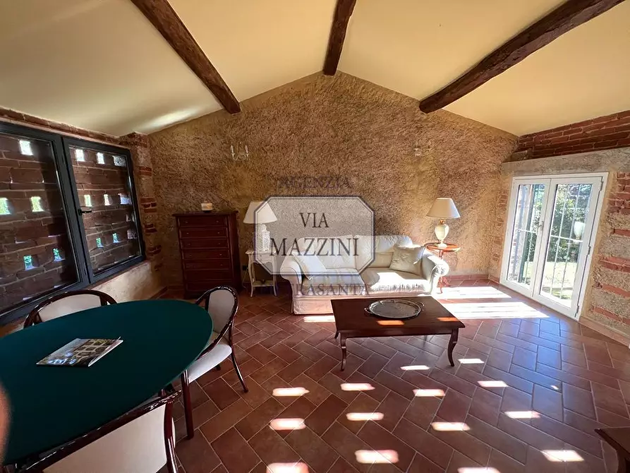 Immagine 22 di Rustico / casale in vendita  a Pietrasanta