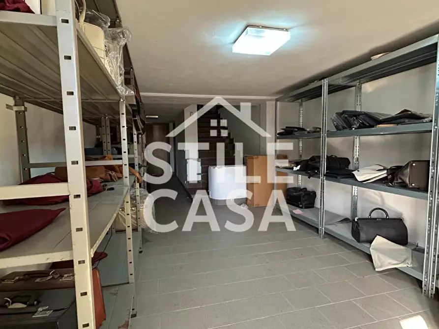 Immagine 12 di Capannone industriale in vendita  a Altopascio