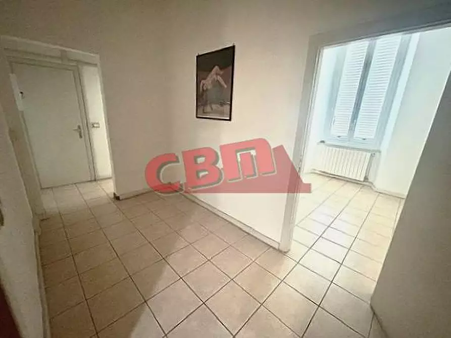 Immagine 10 di Appartamento in vendita  a Livorno