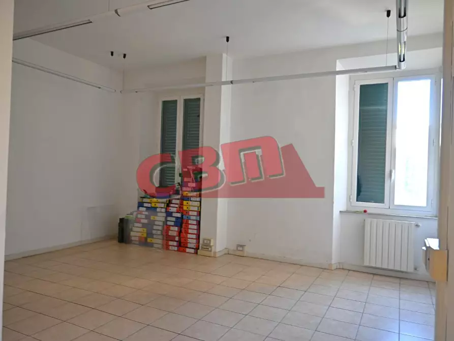 Immagine 17 di Appartamento in vendita  a Livorno