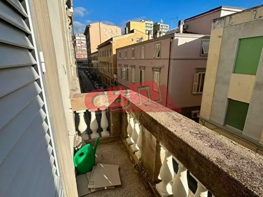 Immagine 3 di Appartamento in vendita  a Livorno