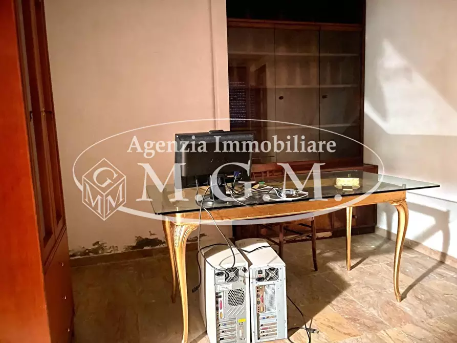 Immagine 5 di Ufficio in vendita  a Pontedera