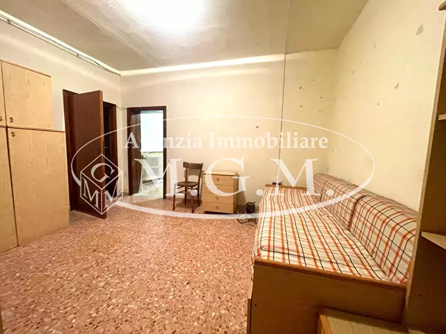 Immagine 3 di Ufficio in vendita  a Pontedera