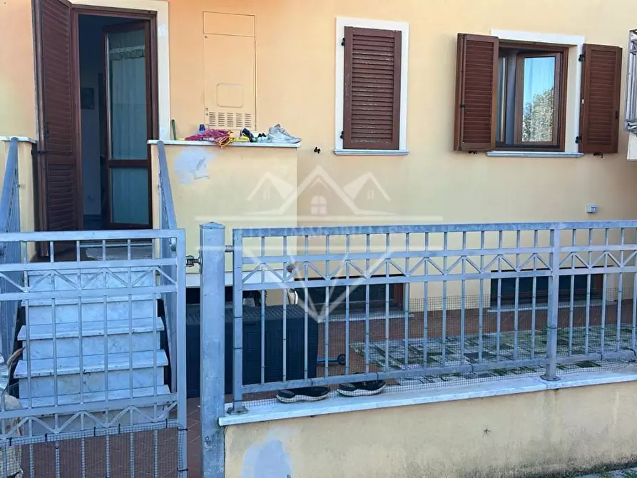 Immagine 2 di Appartamento in vendita  a Massa