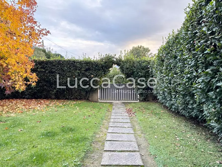 Immagine 3 di Villetta a schiera in vendita  a Porcari