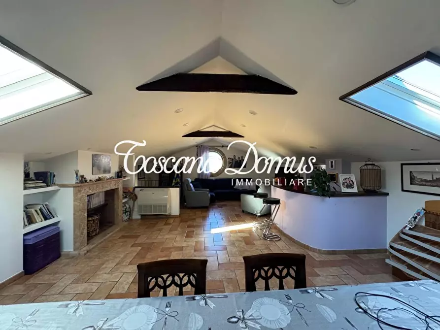 Immagine 8 di Appartamento in vendita  a Siena