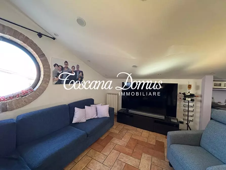 Immagine 5 di Appartamento in vendita  a Siena