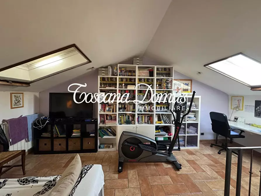 Immagine 3 di Appartamento in vendita  a Siena