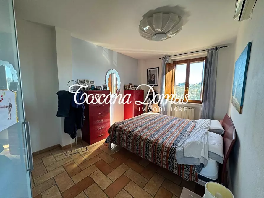 Immagine 16 di Appartamento in vendita  a Siena