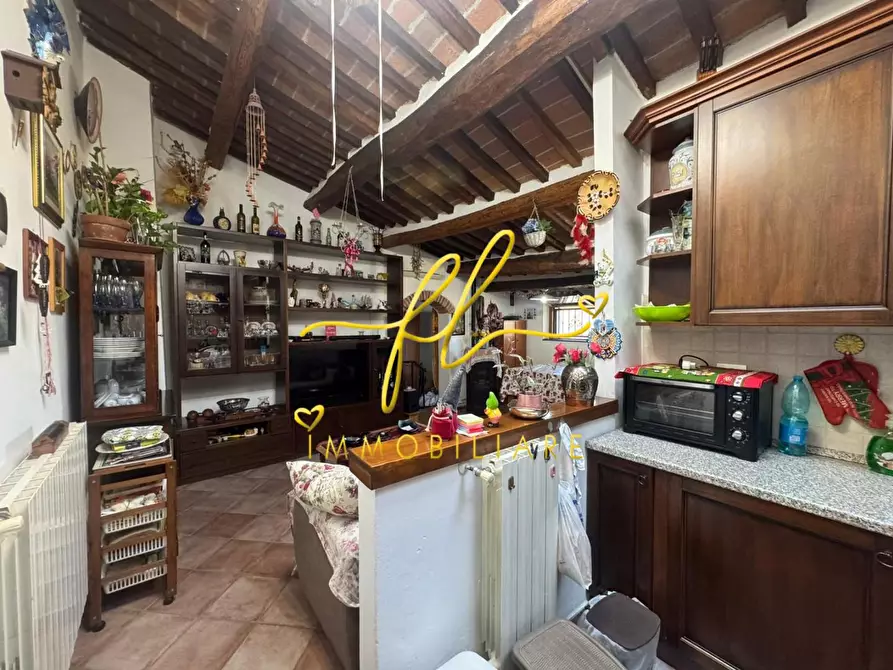 Immagine 2 di Appartamento in vendita  a Collesalvetti