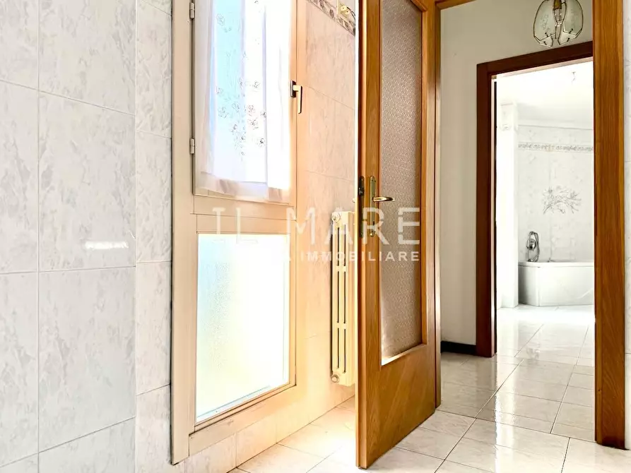 Immagine 20 di Appartamento in vendita  a Massa