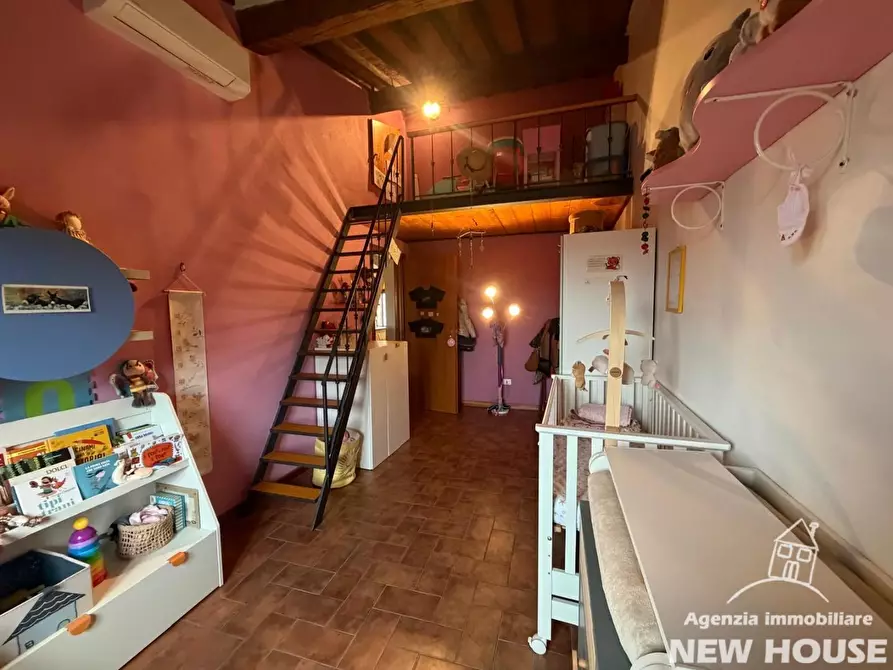 Immagine 40 di Appartamento in vendita  a Pisa