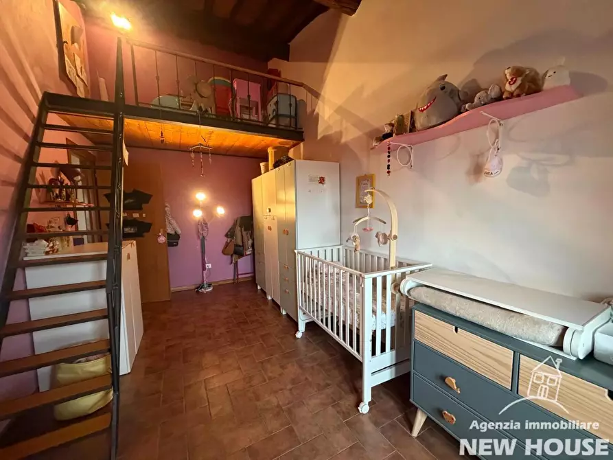 Immagine 41 di Appartamento in vendita  a Pisa