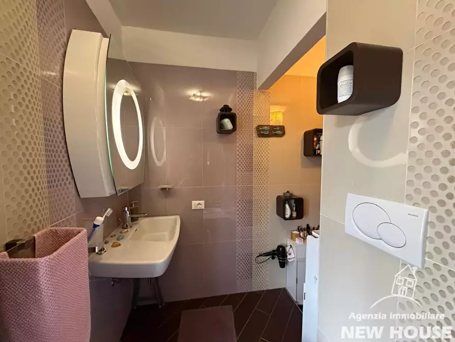 Immagine 19 di Appartamento in vendita  a Pisa