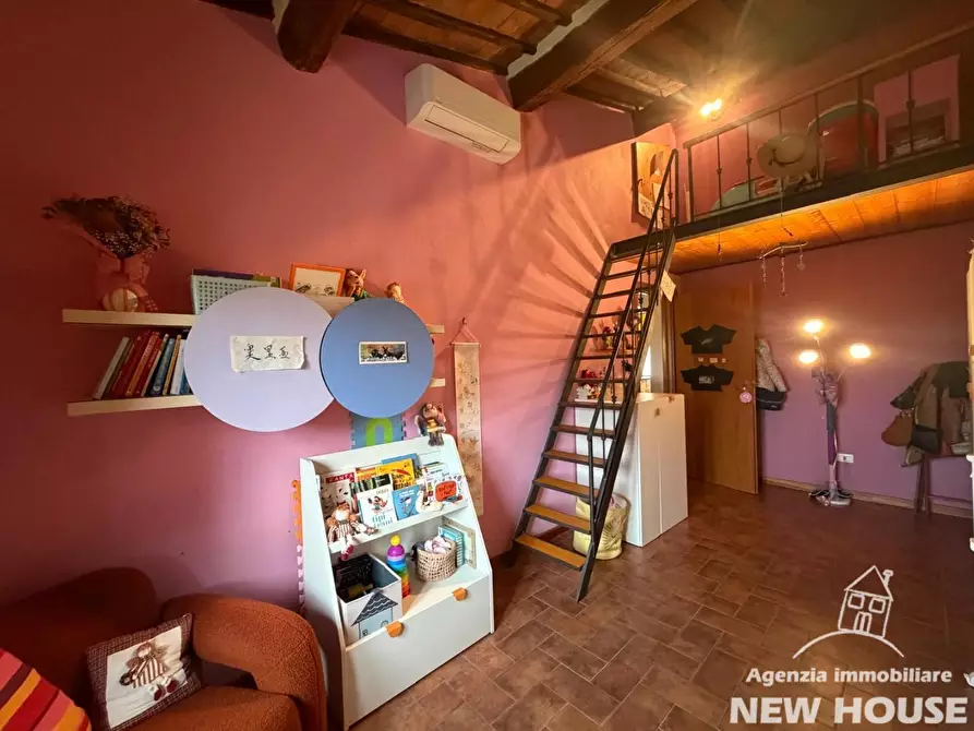 Immagine 39 di Appartamento in vendita  a Pisa