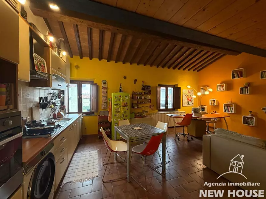 Immagine 4 di Appartamento in vendita  a Pisa