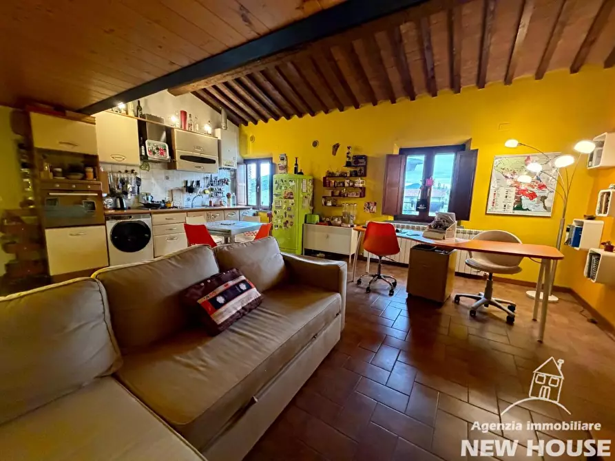 Immagine 9 di Appartamento in vendita  a Pisa