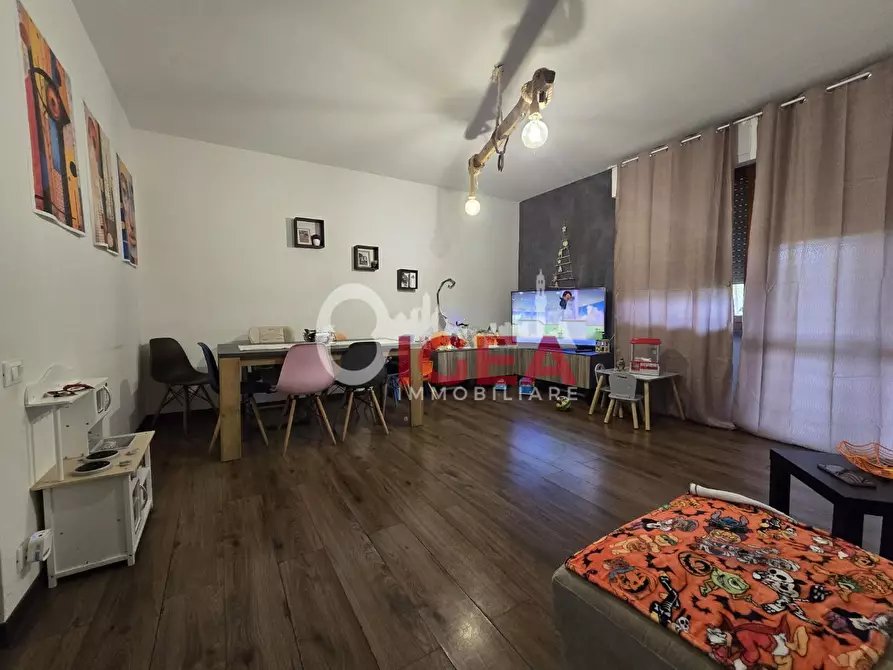 Immagine 6 di Appartamento in vendita  a Colle Di Val D'elsa