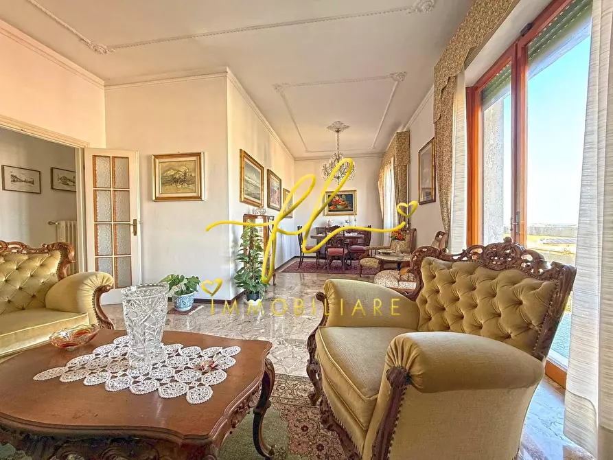 Immagine 4 di Appartamento in vendita  a Cecina