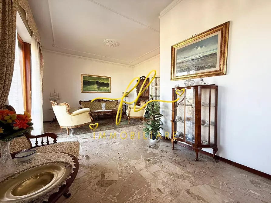 Immagine 8 di Appartamento in vendita  a Cecina