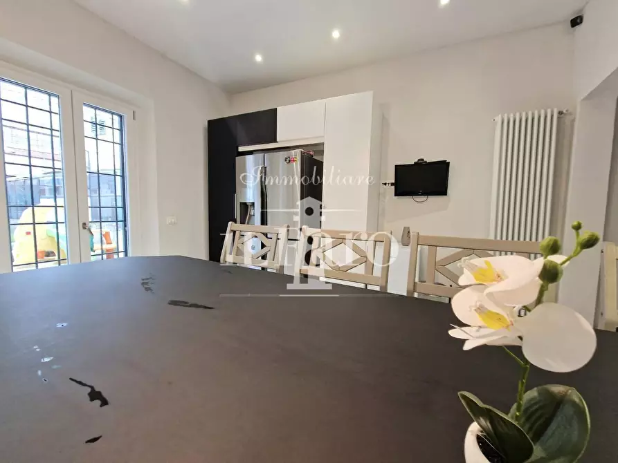 Immagine 5 di Terratetto in vendita  a Campi Bisenzio