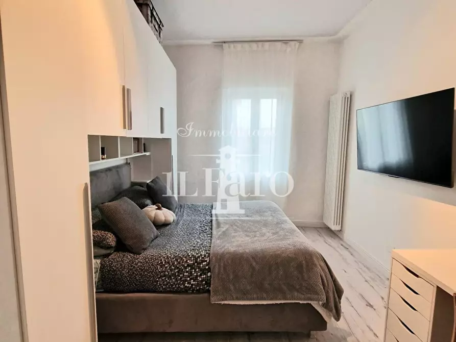 Immagine 16 di Terratetto in vendita  a Campi Bisenzio