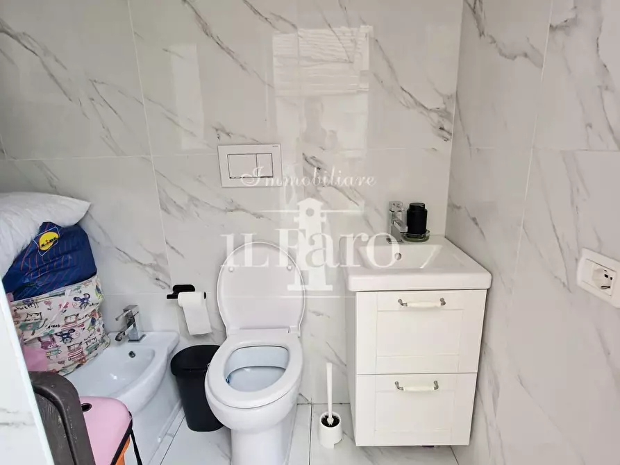 Immagine 35 di Terratetto in vendita  a Campi Bisenzio