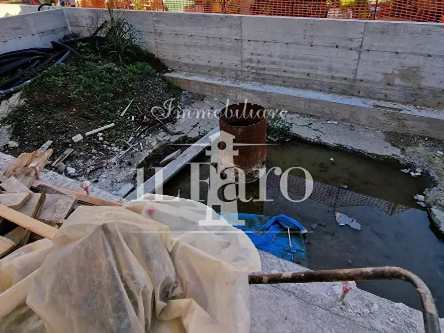 Immagine 16 di Casa bifamiliare in vendita  a Campi Bisenzio