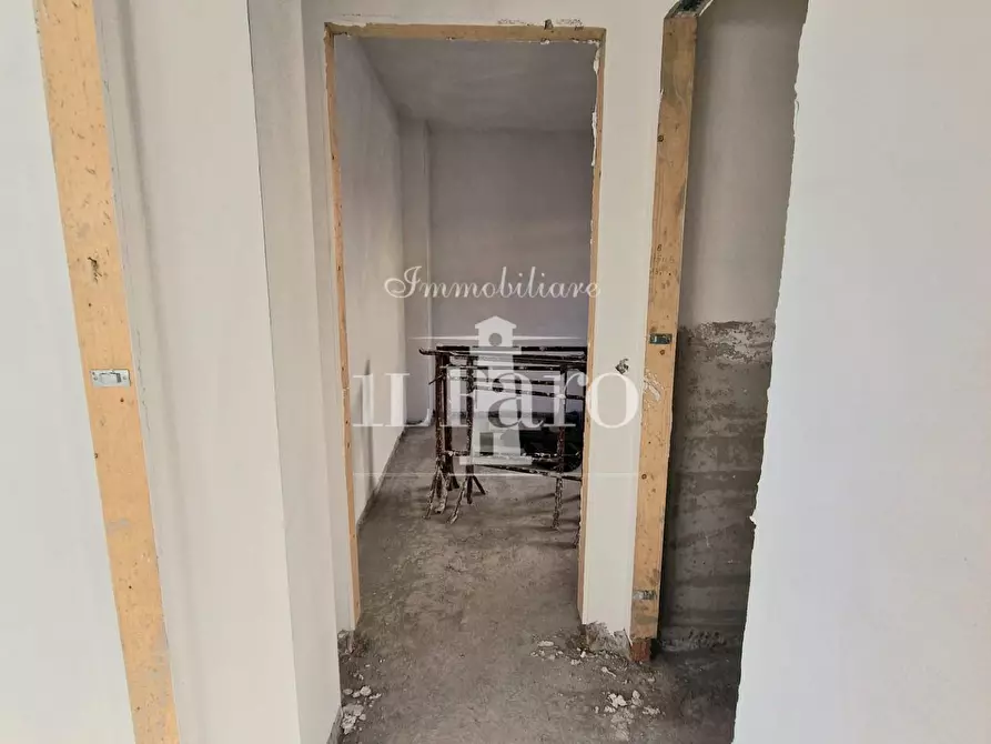 Immagine 9 di Casa bifamiliare in vendita  a Campi Bisenzio