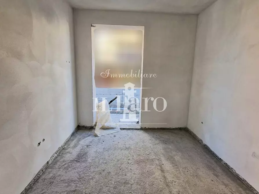 Immagine 8 di Casa bifamiliare in vendita  a Campi Bisenzio