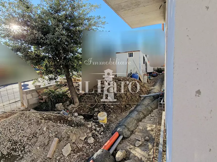 Immagine 13 di Casa bifamiliare in vendita  a Campi Bisenzio