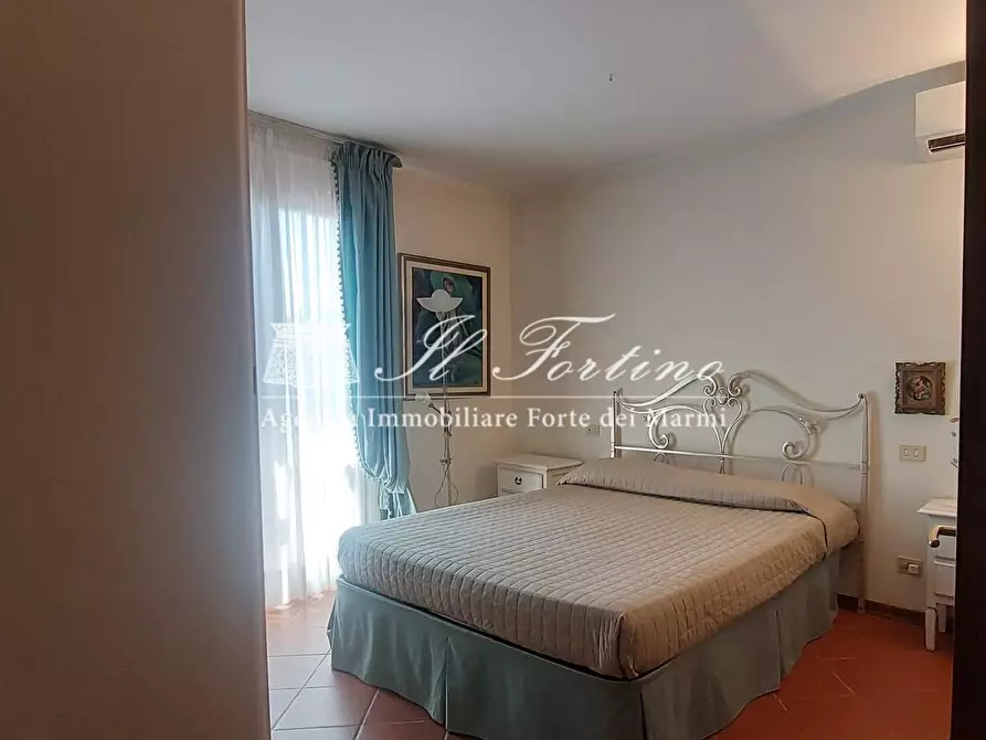 Immagine 17 di Casa bifamiliare in vendita  a Forte Dei Marmi