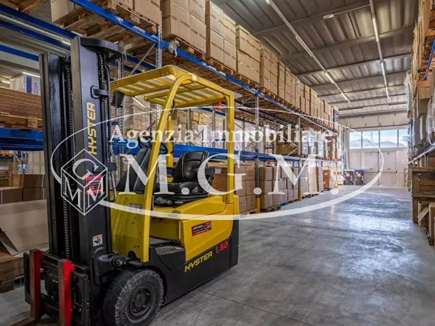 Immagine 4 di Capannone industriale in vendita  a Calcinaia