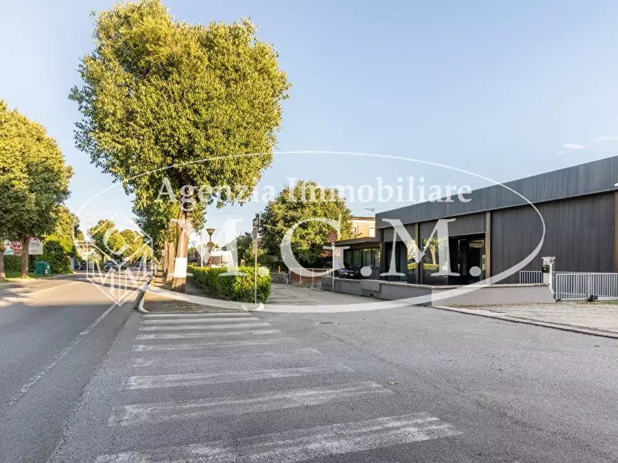 Immagine 51 di Capannone industriale in vendita  a Calcinaia