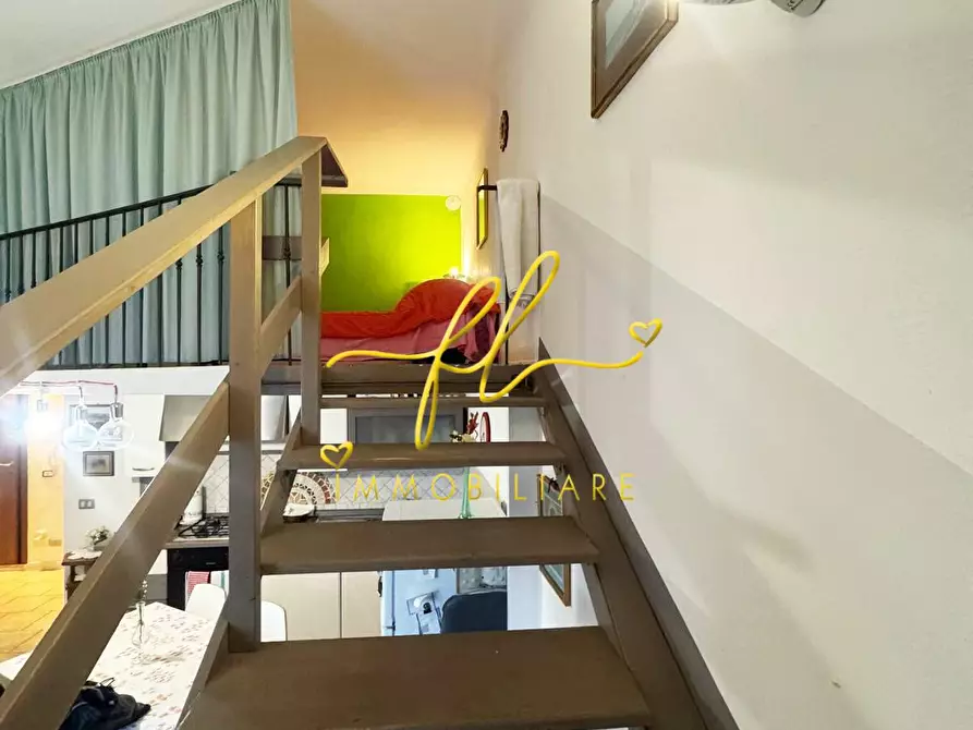 Immagine 11 di Appartamento in vendita  a Livorno