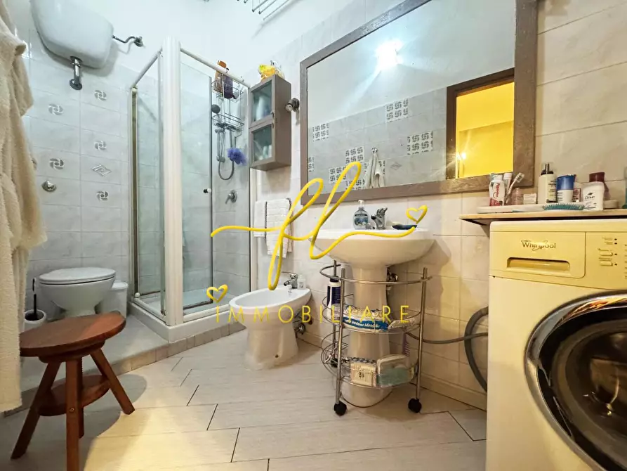 Immagine 15 di Appartamento in vendita  a Livorno