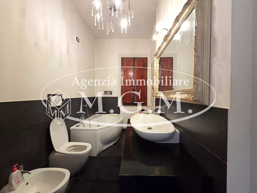 Immagine 13 di Casa bifamiliare in vendita  a Fucecchio