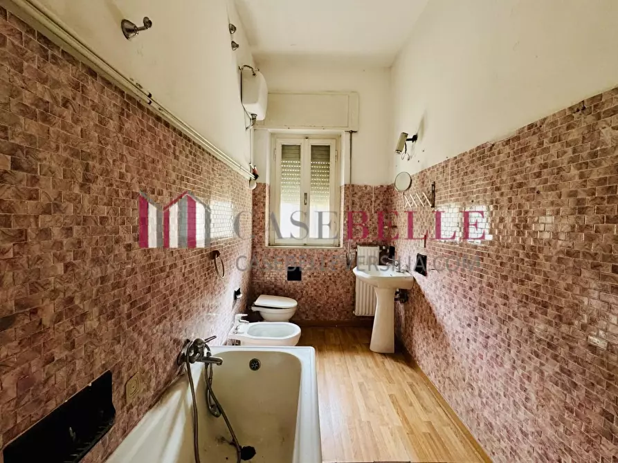 Immagine 25 di Appartamento in vendita  a Camaiore