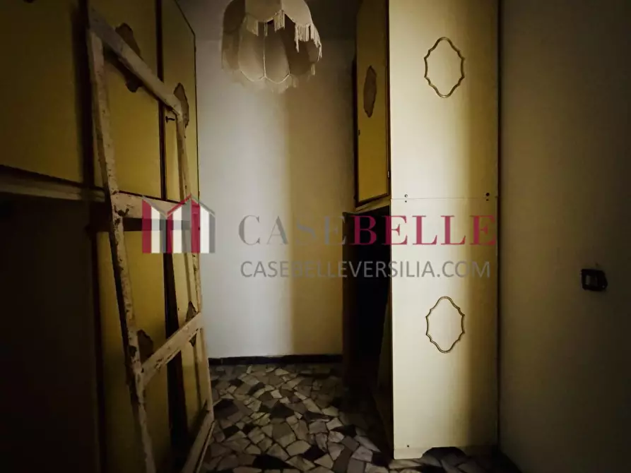 Immagine 30 di Appartamento in vendita  a Camaiore