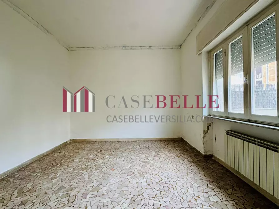 Immagine 15 di Appartamento in vendita  a Camaiore