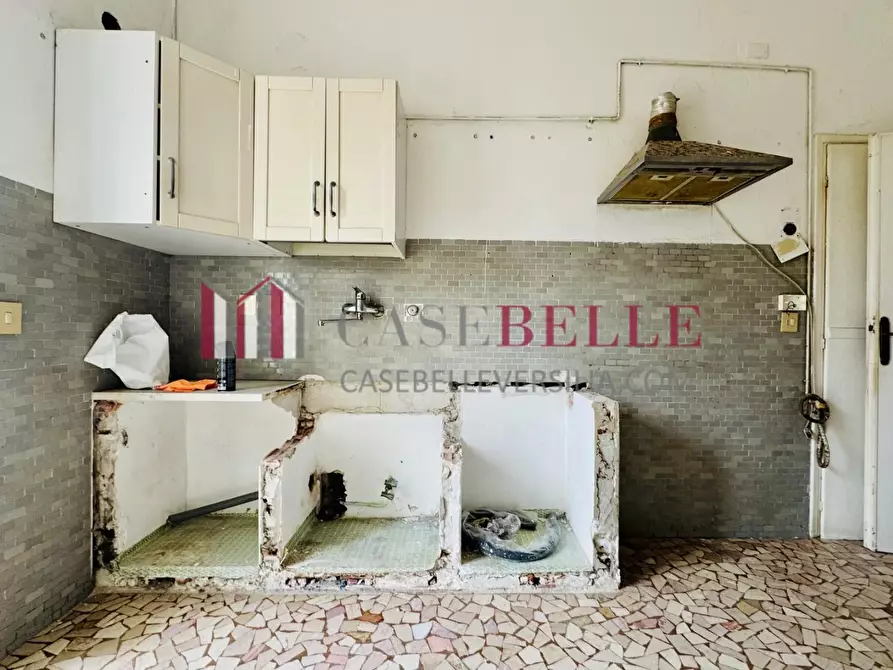 Immagine 10 di Appartamento in vendita  a Camaiore