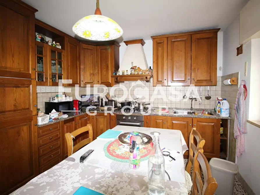 Immagine 23 di Villa in vendita  a Lucca